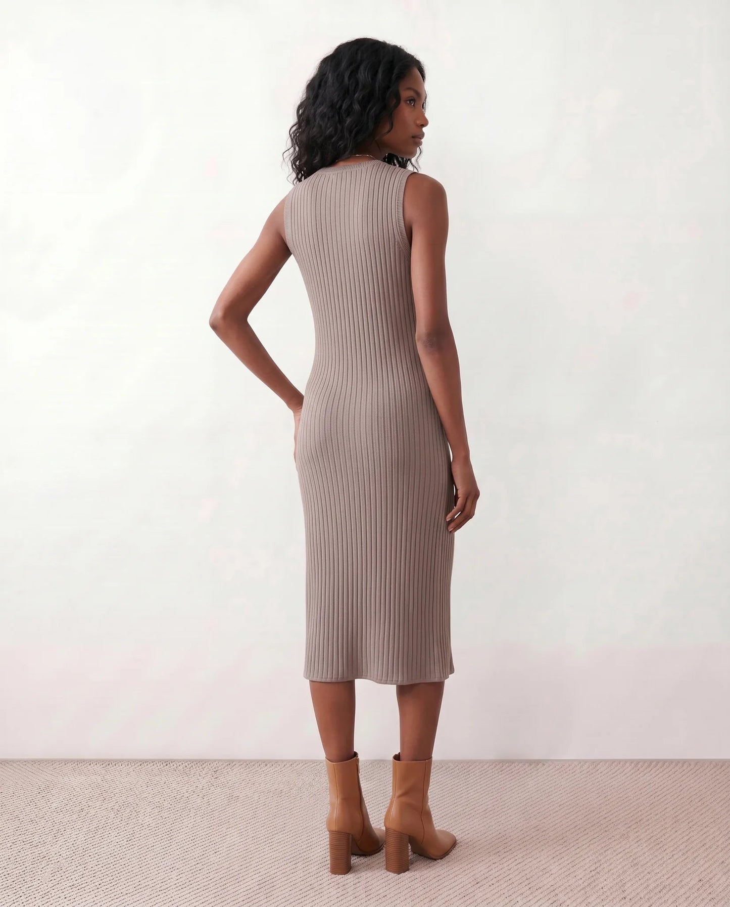 Solange | Ribbed Fitted Sheath Midi Dress
