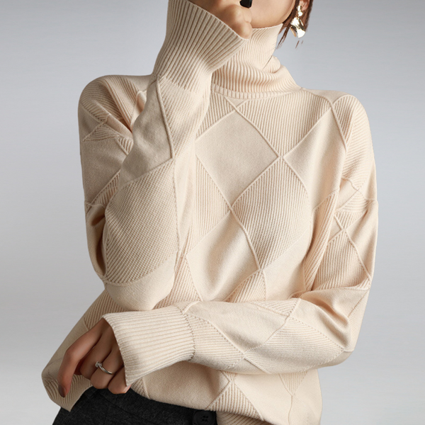 Vivara | Cashmere Turtleneck Sweater