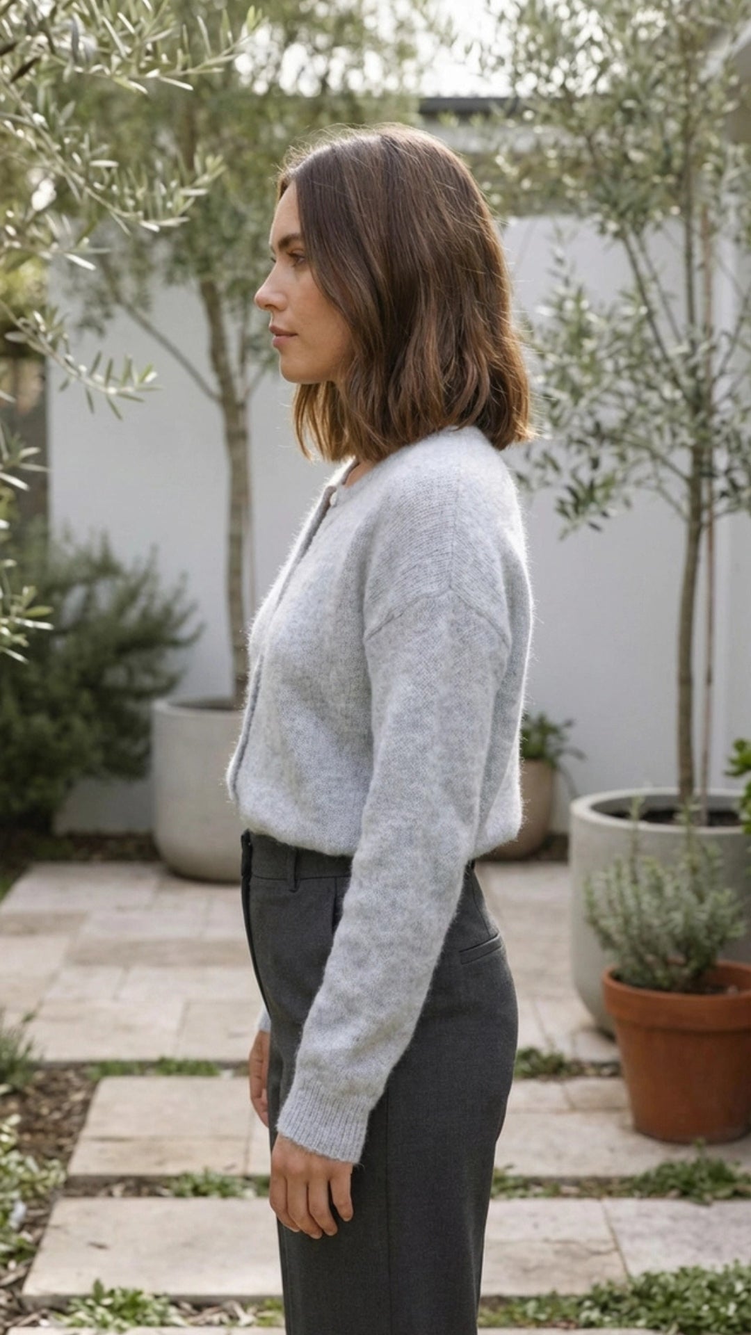 Celmira | Button Up Crew Neck Fitted Knit Cardigan