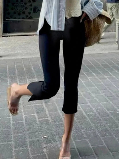 Julienne | Tailored Black Capri Pants