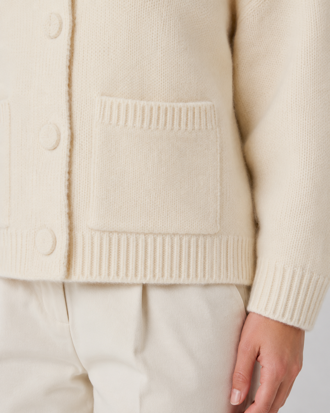 Yvonne | Cropped Chunky Knit Cardigan